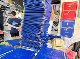 GIA CÔNG BÌA MẠ NHŨ VÀNG & KHÓA LUẬN