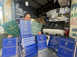 GIA CÔNG BÌA MẠ NHŨ VÀNG CHUẨN TP.HCM