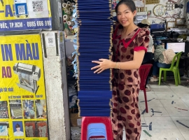 ẦN ĐẶT BÌA MẠ NHŨ VÀNG – IN ẤN LUẬN VĂN CHUẨN ĐẸP