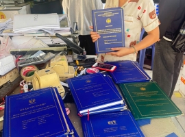 IN BÌA MẠ VÀNG TẠI TPHCM