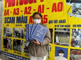 In Bìa Mạ Vàng Đại Học Kinh Tế - Tài Chính Lấy Liền