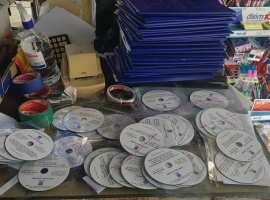 bìa mạ nhũ vàng lấy gấp đã xong