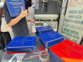 Gia Công Bìa Mạ Nhũ Vàng Chuyên Ngành Quản Trị Kinh Doanh