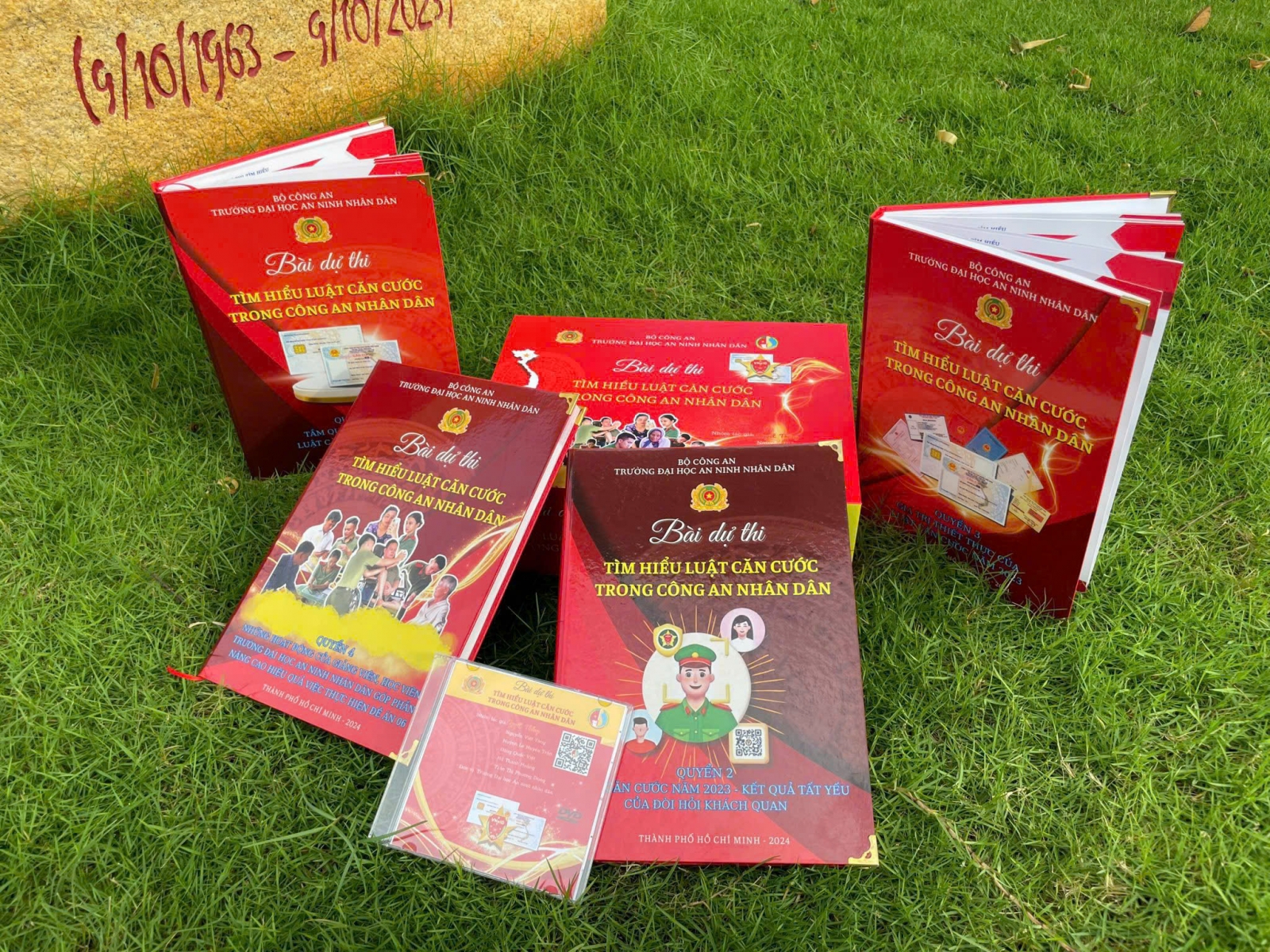 gia công bìa và in ấn nội dung nhanh chuẩn đẹp