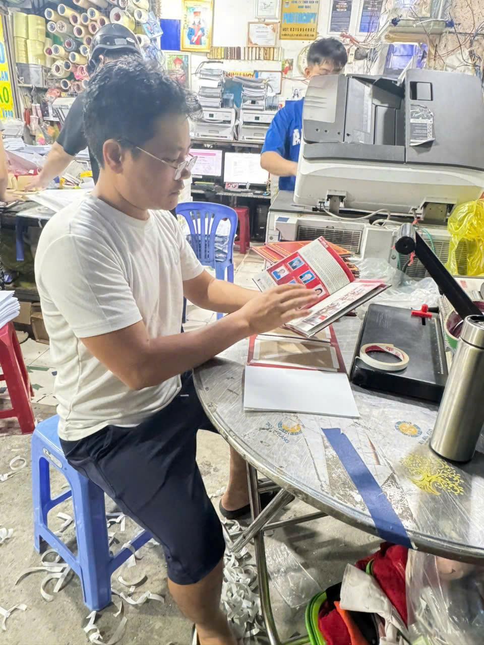 THIẾT KẾ – IN ẤN – GIA CÔNG SÁCH GIÁ TỐT TẠI THỦ ĐỨC