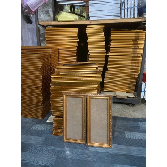 bán đủ loại khung hình giá rẻ nhất các bạn cần cứ đế là có ạ bao giá nhé