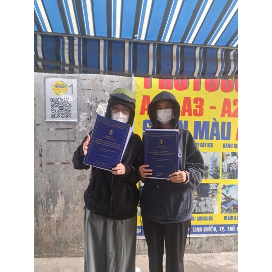 Dịch Vụ Đóng Bìa Mạ Vàng Chuẩn Đẹp, Sang Trọng Tại Photocopy Minh Ngọc