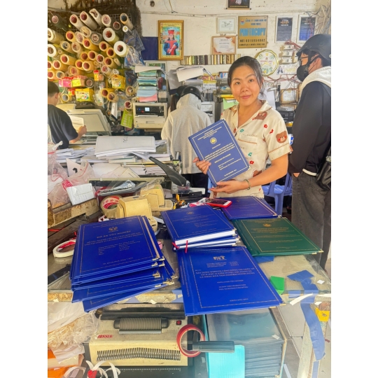 Dịch Vụ Làm Mẫu Bìa Nhũ Vàng & Photocopy Luận Văn Đúng Chuẩn Trường Đại Học