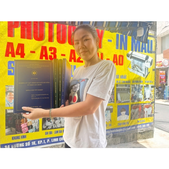 XƯỞNG IN ẤN – GIA CÔNG BÌA MẠ NHŨ VÀNG CAO CẤP