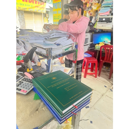 Địa Chỉ Làm Bìa Nhũ Vàng Luận Văn Uy Tín Được Sinh Viên Tin Chọn