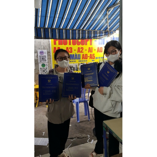 nhận gia công bìa mạ nhũ vàng lấy liền