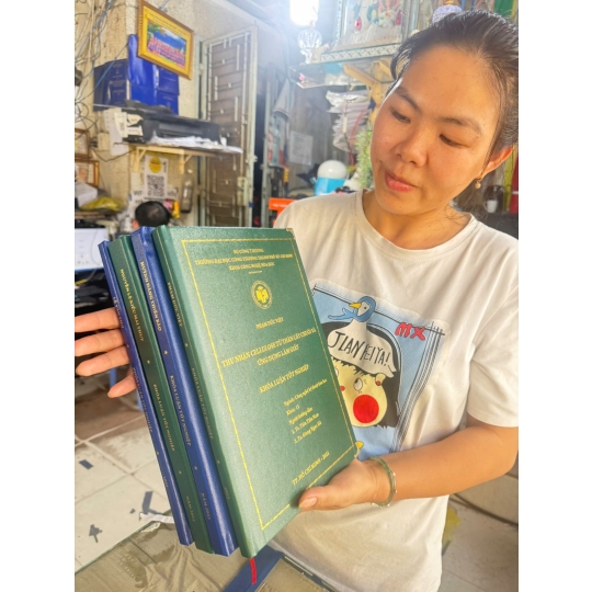 In Bìa Mạ Vàng Thủ Đức Giá Sinh Viên