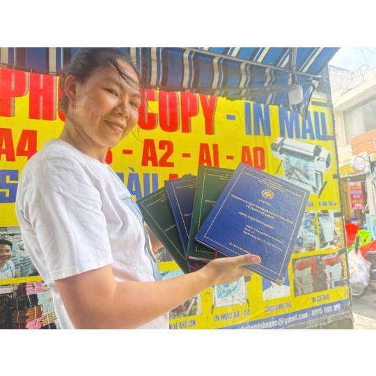 Đóng bìa cứng mạ chữ vàng - tại photocopy Minh Ngọc