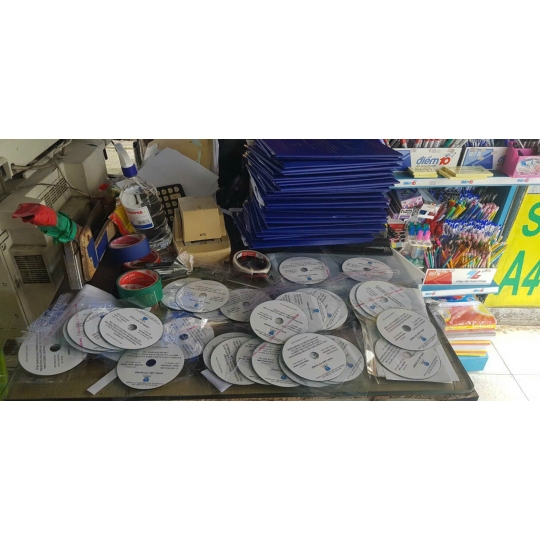 bìa mạ nhũ vàng lấy gấp đã xong