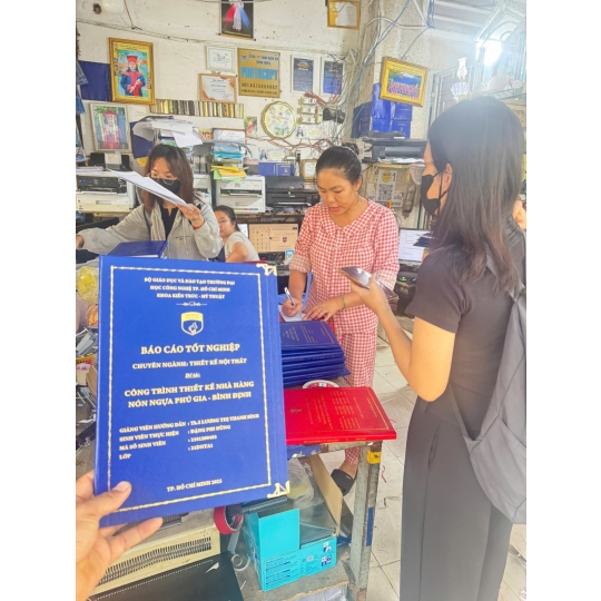 GIA CÔNG BÌA MẠ NHŨ VÀNG – DÀNH CHO SINH VIÊN HUTECH