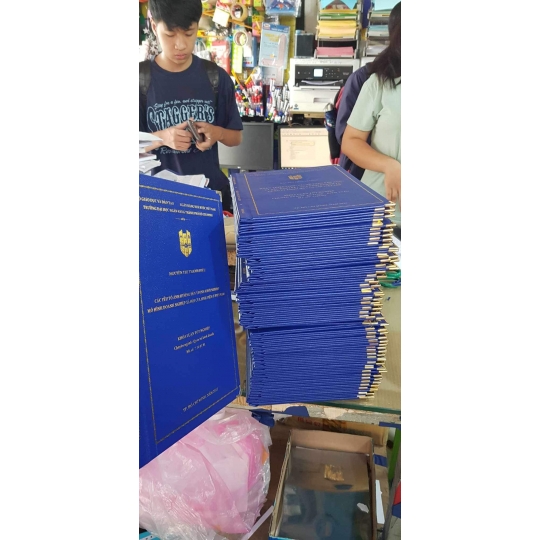 bìa mạ nhũ vàng ace dịch vụ gửi 3 ngày lấy và lấy liền đã xong