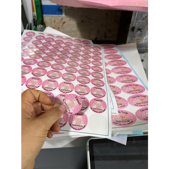 In bế tem nhãn tròn cao cấp 