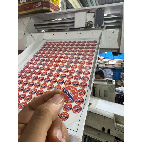 In bế tem nhãn tròn cao cấp 