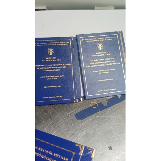 Bìa Mạ Nhũ Vàng Khóa Luận Tốt Nghiệp Đại Học