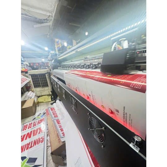 In bạt khai trương  ấn tượng, màu sắc tươi sáng, chữ rõ, gia công hoàn thiện 