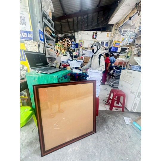 Dịch Vụ Làm Khung Ảnh Lớn Treo Tường Tại Thủ Đức 
