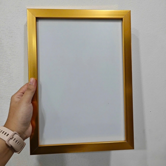 Khung Hình Đẹp – Giải Pháp Trang Trí & Lưu Giữ Kỷ Niệm Hoàn Hảo