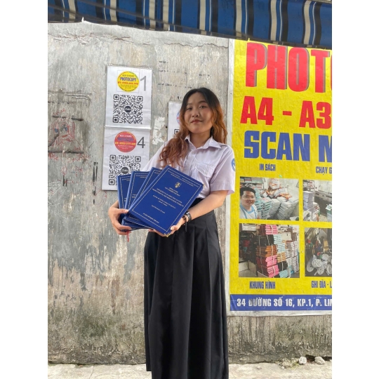 Đặt bìa nhũ mạ vàng – Giá sinh viên, chất lượng cao