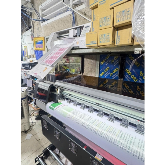 In bạt quảng cáo treo ngoài trời Hiflex bền, màu sắc rõ, chữ sắc nét