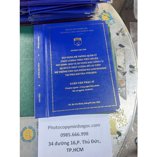 Đóng Bìa Mạ Vàng Luận Văn Đại Học HUTECH Giá Ưu Đãi Tại Thủ Đức