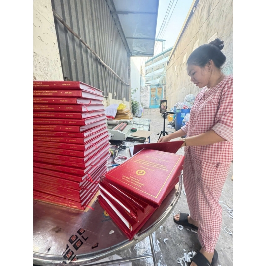 Đóng Bìa Mạ Vàng Luận Văn Chuẩn Form Tại Thủ Đức - Trường Đại học Nông Lâm TP.HCM (NLU)