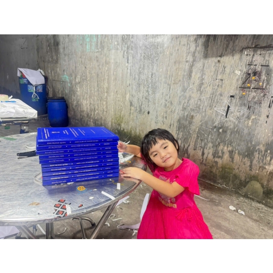 Dịch Vụ Chuyên Làm Bìa Mạ Vàng Chuyên Ngành Tài Chính – Ngân Hàng