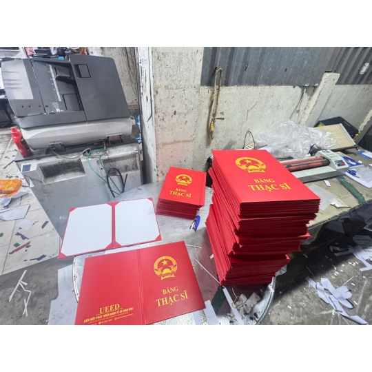 Dịch Vụ Đóng Bìa Mạ Vàng Luận Văn – Đồ Án Tốt Nghiệp Cho Sinh Viên - Trường Đại học Tài chính – Marketing