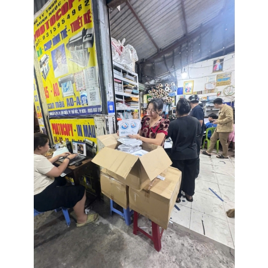 In giáo trình & Sách: Đóng gáy keo nhiệt, gáy lò xo chuyên nghiệp.